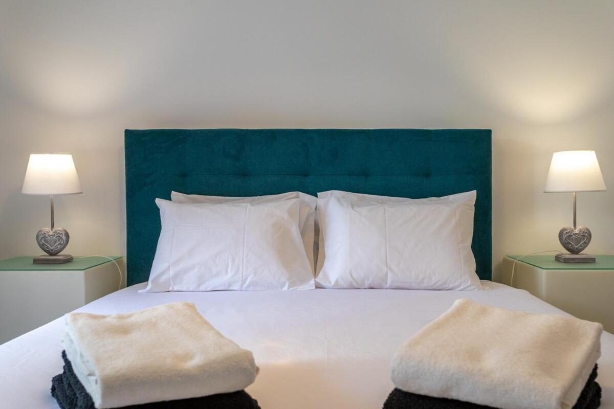 Monaco Nest Apartment ปอนตาเดลกาดา ภายนอก รูปภาพ