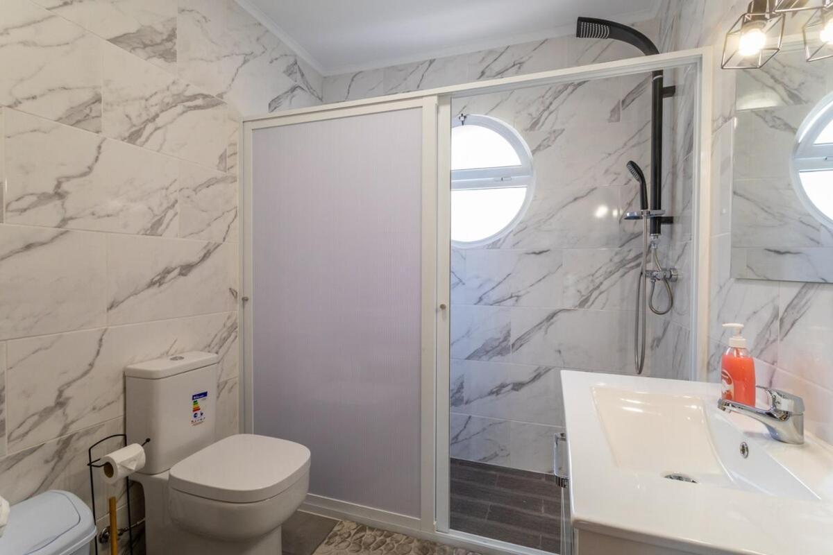 Monaco Nest Apartment ปอนตาเดลกาดา ภายนอก รูปภาพ