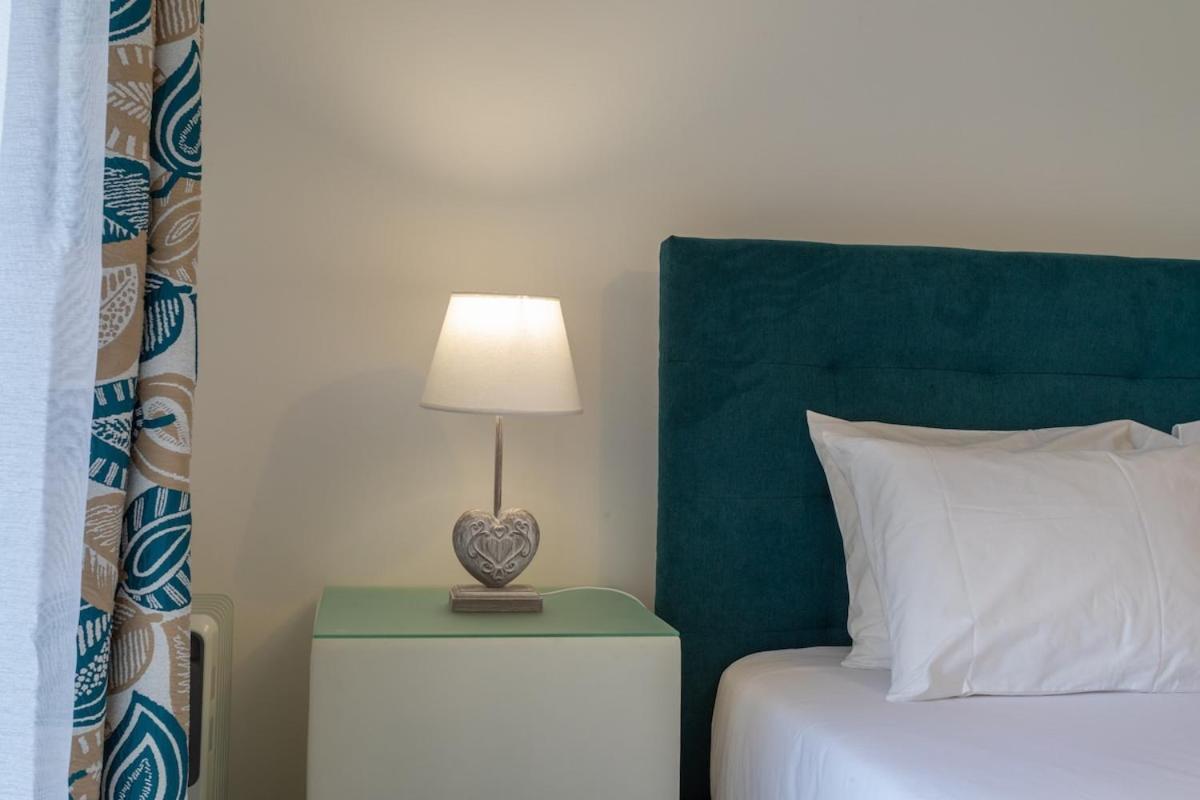 Monaco Nest Apartment ปอนตาเดลกาดา ภายนอก รูปภาพ