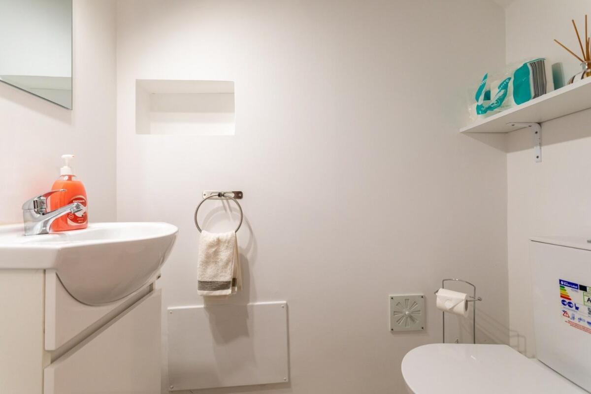 Monaco Nest Apartment ปอนตาเดลกาดา ภายนอก รูปภาพ